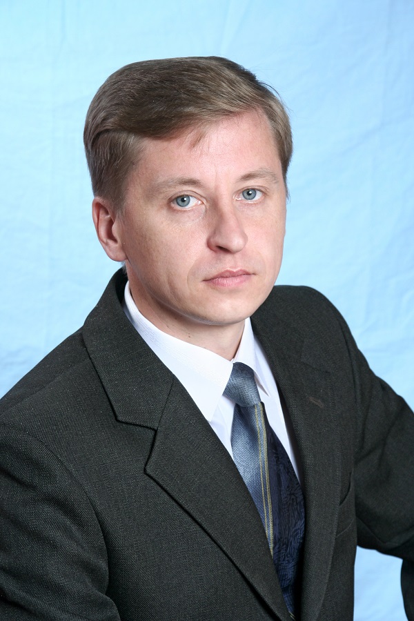 Тарасов Андрей Николаевич.
